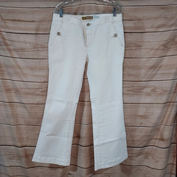 Old Navy jeans bootcut low mid rise stretch white cream ivory tan stitch 10 - Picture 1 of 8